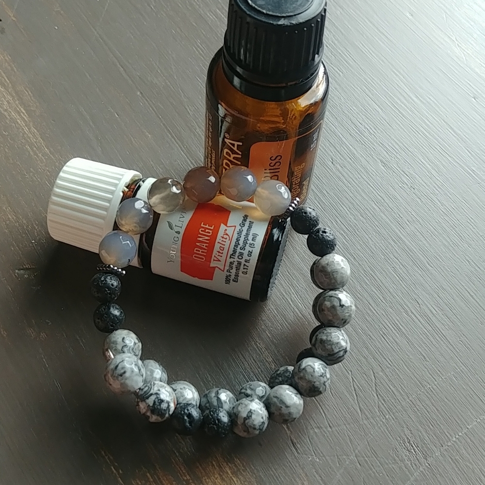 Essential oil diffuser bracelet
